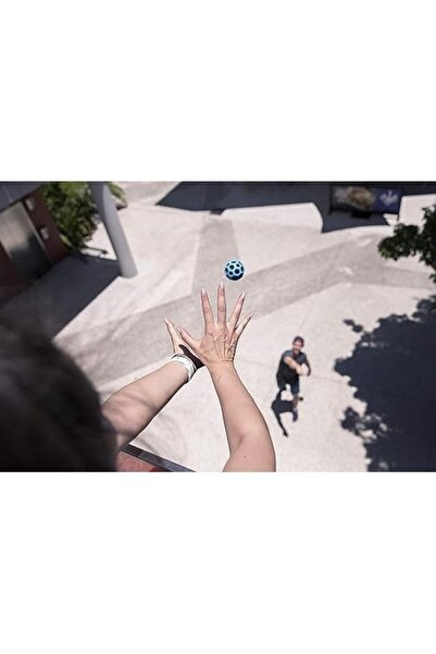 FiveMileBro Set of 2 mini lightweight foam balls, multicolor, diameter 7 cm,