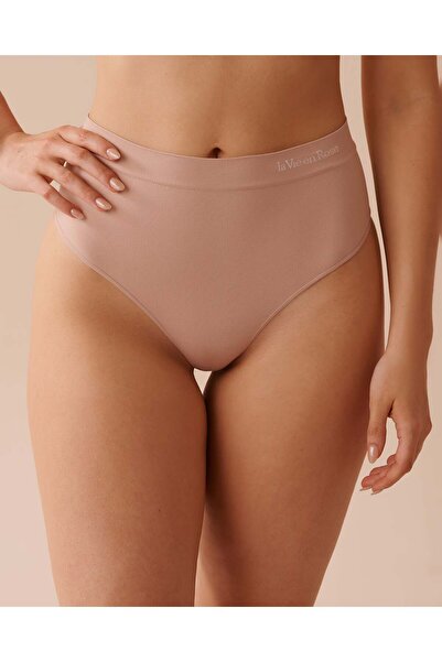 La Vie en Rose Seamless Fabric High Waist Thong Panty