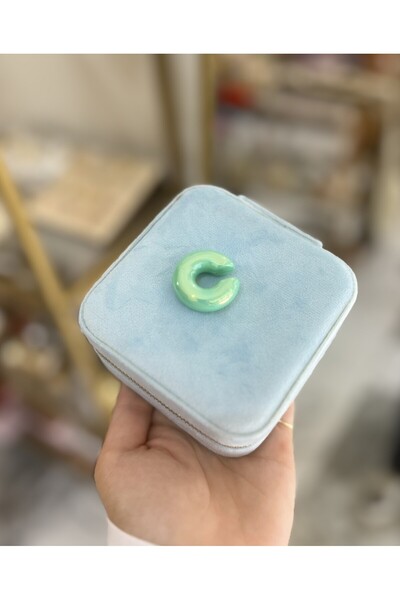 the ASEL İNCİ Bombe Detailed Earcuff Model Earrings