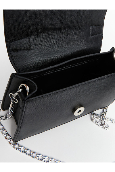 LC Waikiki Şık Siyah Zincir Askılı Küçük Kadın Omuz Çantası