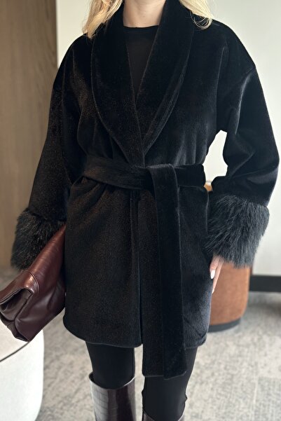 Laluvia Black Fur Collar Cashmere Jacket - 2509