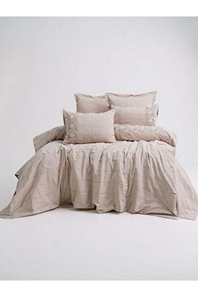 Şaheser Rocco Jacquard Embroidered Duvet Cover Set – 100% Cotton, Stylish and Elegant Texture