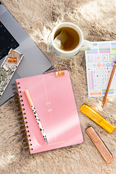 PAPERORA 2026 A5 Spiralli Keten Haftalık Ajanda 12 Aylık - Şeker Pembe