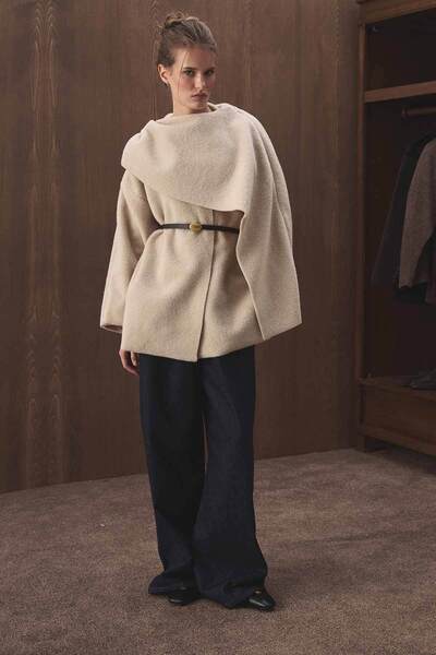 Hooopstore Asimetrik Kesim Pelerin Yaka Deve Tüy Kaban