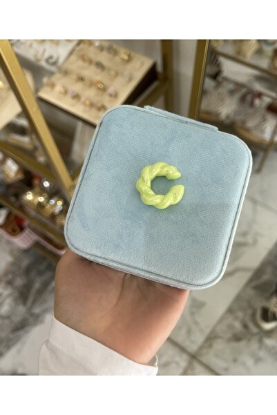 the ASEL İNCİ أقراط موديل Earcuff بتفاصيل برجو بومبي