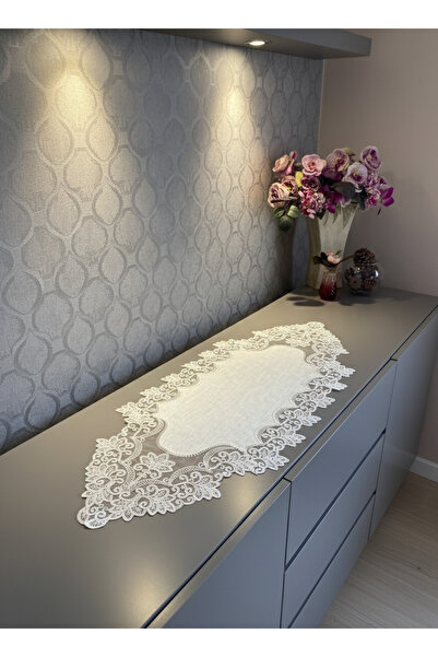 Valora Concept Fransız Dantelli Menekşe Model Keten Gardenya Lüks Kısa Runner