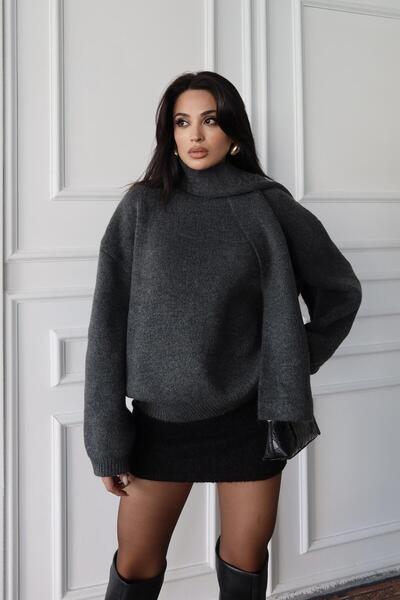 Serica Moda سترة تريكو ناعمة الملمس مع وشاح أنثراسايت