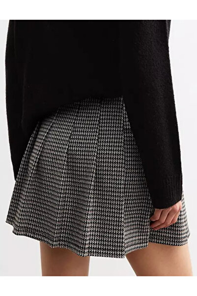 New Look New look mini skirt, mix colors