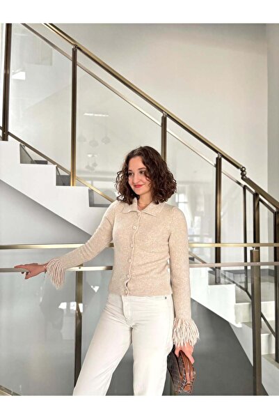 Sude Kızanlıklı Soft Cardigan with Tassel Detail on the Sleeves
