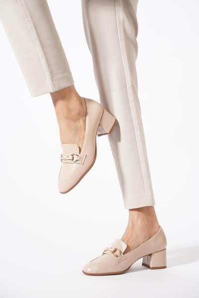 Moda Pie Nora Front Buckle Women's Heeled Shoes Skin Color