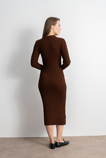 Shophia Γυναικείο Μακρύ Πλεκτό Φόρεμα με Κορδόνια – Καφέ