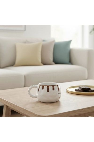 Kotium Ceramics Embossed Textured Chocolate Smiling Face Patterned Special Embossed Entirely Handmade Ceramic Mug