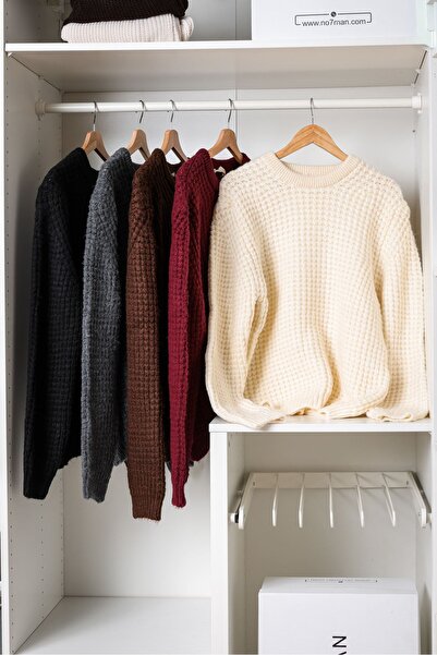 no7man Raflen White Sweater