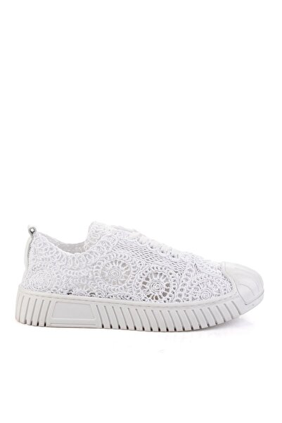 Bambi Beyaz Hakiki Deri Kadın Sneaker K01331175016