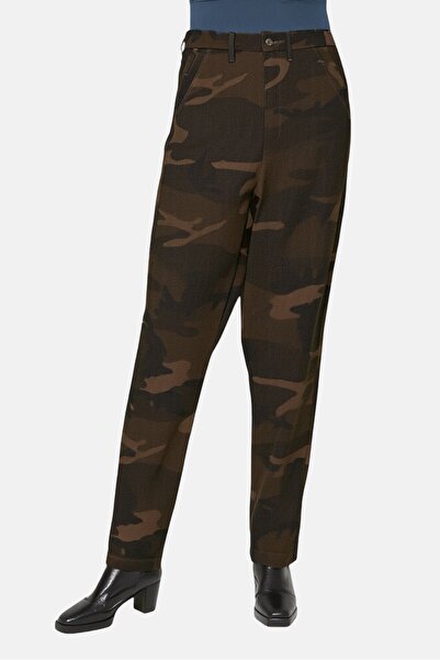 Reiko Women Cropped Fit Stretchable Camouflage Jeans, Multicolor