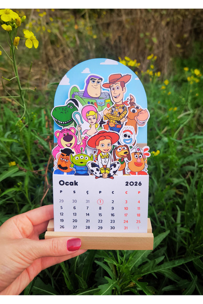 Miko Miko Şeyler 2026 Oyuncak Hikayesi Animasyon Filmi Ahşap Standlı Masa Takvimi
