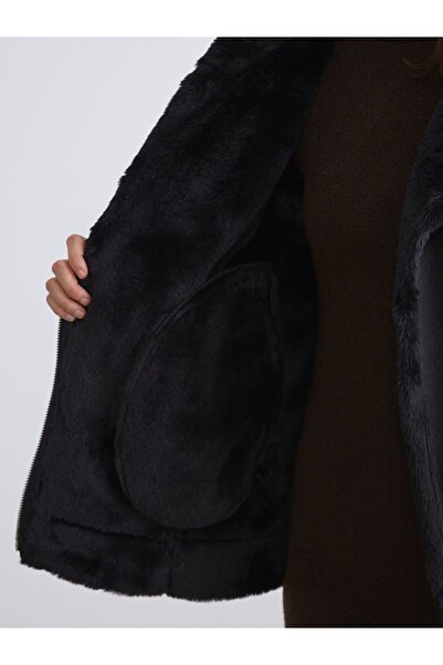 LC Waikiki LCW Vision Biker Yaka Kadın Deri Görünümlü Mont