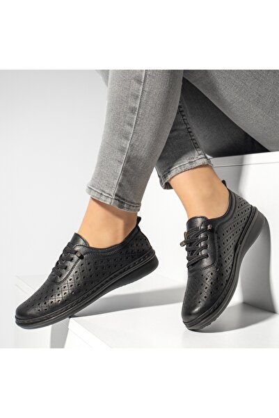 Modlet.ro Women's black perforated casual shoes MOD13157