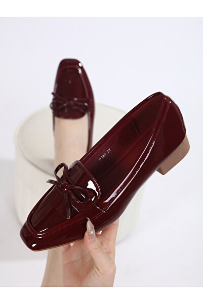 Sneak-a-Peek By Styli Bow Detail Square Toe Loafers