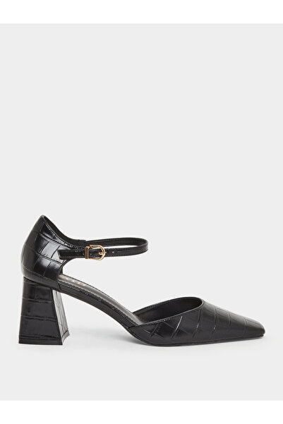 Raid By Styli Lydia Textured Block Heel Shoes