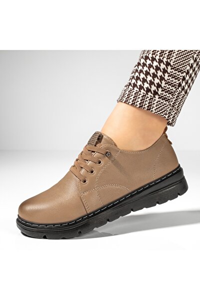 BMoD Pantofi casual maro pentru femei cu detalii metalice MOD13097