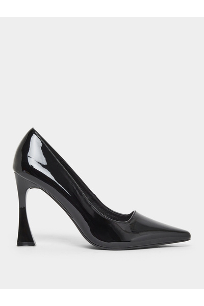 Raid By Styli Aleener High Heel Court Shoes