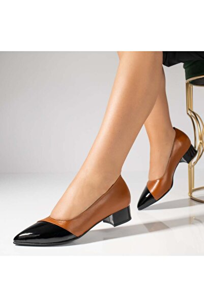 BMoD Pantofi de damă cu toc jos din piele lucioasă maro și neagră MOD12143