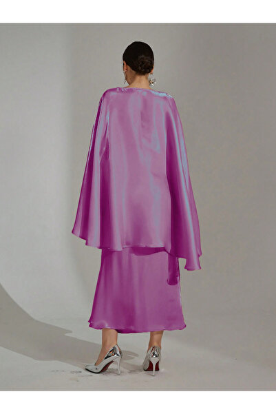 Take Two By Styli Women Solid Belted Slit Cut Sleeve Top and Skirt Co-Ords