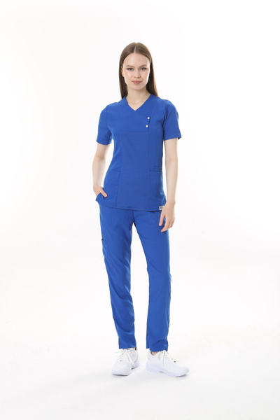 İBA Modern Medical Suit