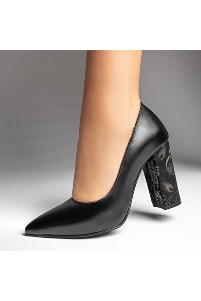 BMoD Pantofi de damă din piele neagră cu imprimeu și toc gros MOD12738