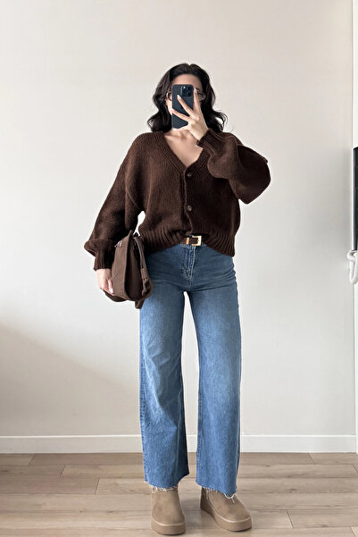 Eka Women's Brown V-Neck Cardigan 2432