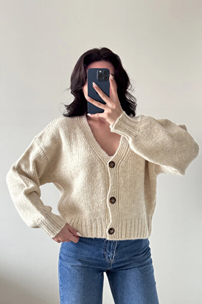 Eka Women's Beige V-Neck Cardigan 2432