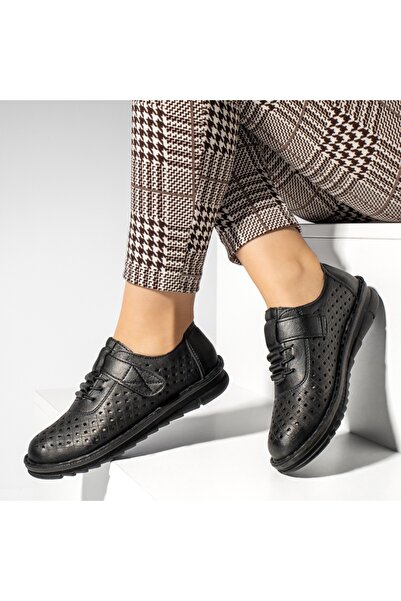 Modlet.ro Дамски черни перфорирани ежедневни обувки с велкро закопчалки MOD13225