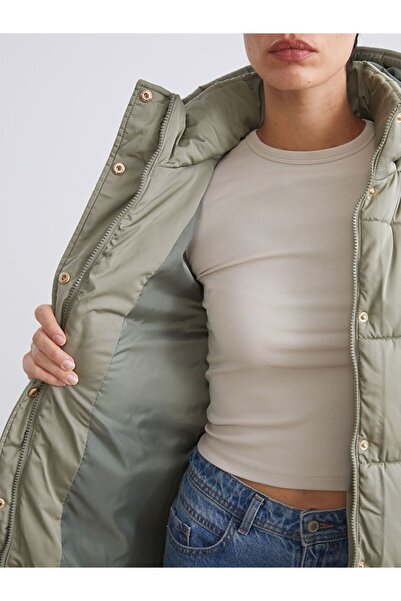 LC Waikiki Lcw Vision Women's Hooded Puffer Jacket