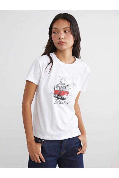 LC Waikiki Γυναικείο μπλουζάκι XSIDE White Crew Neck Istanbul B με τύπωμα