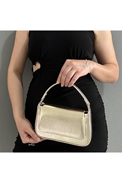 she poly Women's Gold Mini Shoulder Bag