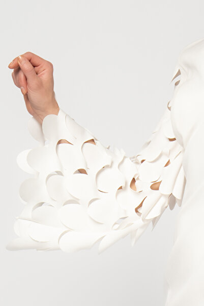 RENGIN İspanyol kollu yuvarlak lazer kesimli krep abiye elbise