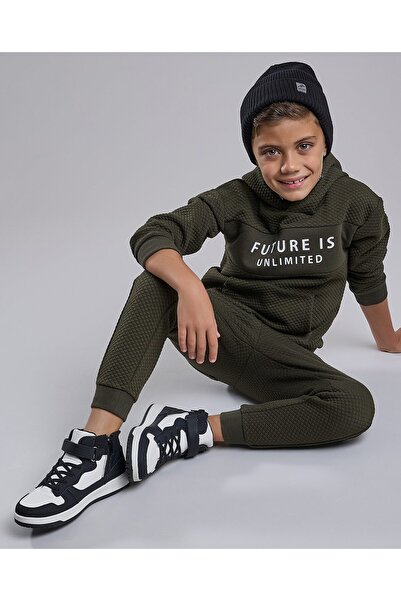 R&B طقم بدلة رياضية بغطاء رأس مطبوع للأولاد من Olive