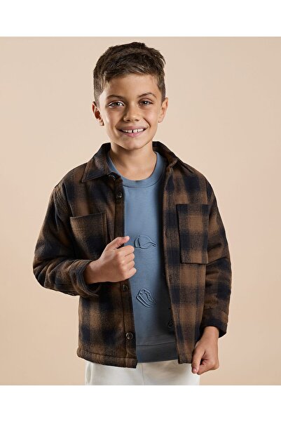 R&B قميص منقوش بياقة كلاسيكية وأكمام طويلة