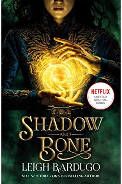 Hachette Shadow And Bone تي في تاين