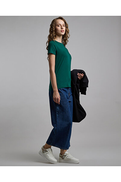 R&B Washed Wide Leg Culotte Jeans with Button Closure