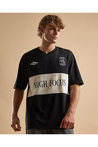 R&B تي شيرت رياضي مطبوع برقبة دائرية وأكمام قصيرة