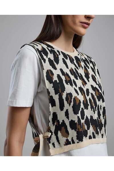 R&B Animal Patterned Layered Top with Crew Neck and Short Sleeves