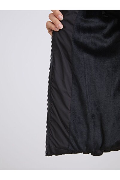 LC Waikiki LCW Vision Women's Hooded Plain Puffer Coat