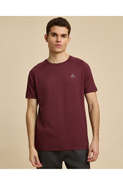 R&B Logo Detail Active T-Shirt with Crew Neck and Short Sleeves