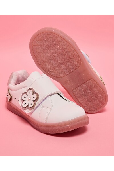 R&B White GIrl Appliqued Velcro Shoes