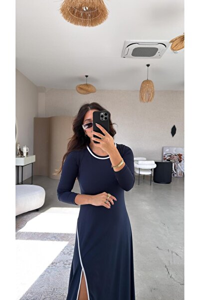 Buket Teke فستان سكوبا بفتحة جانبية باللون الأزرق الداكن