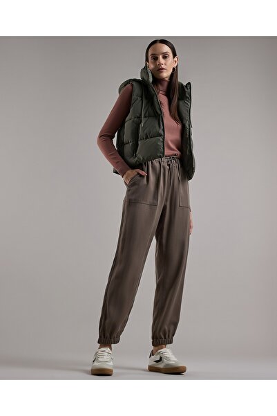 R&B Textured Joggers with Drawstring Waist