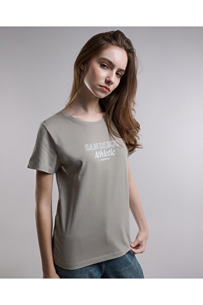 R&B Typography Printed T-Shirt with Crew Neck and Short Sleeves