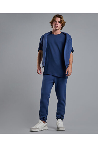 R&B Solid T-Shirt with Crew Neck and Short Sleeves